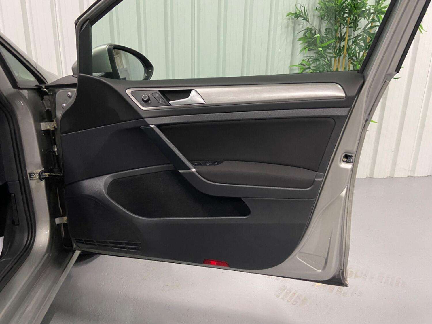 2016 VOLKSWAGEN GOLF 2016 VOLKSWAGEN GOLF