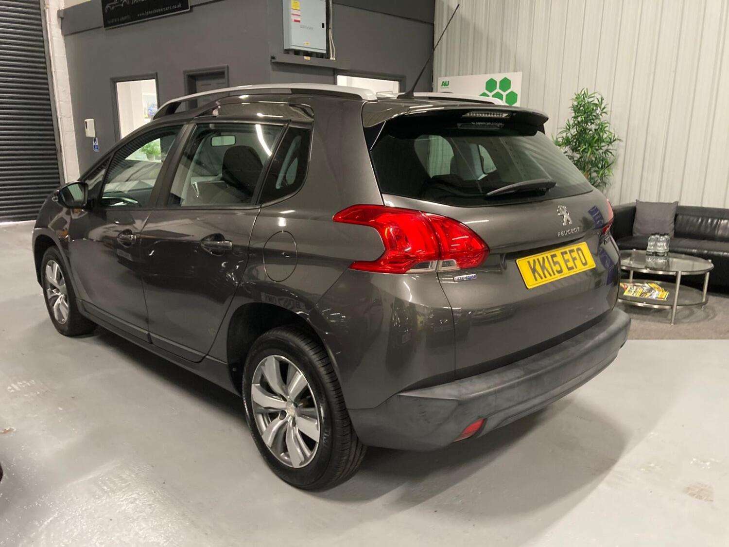 2015 PEUGEOT 2008 2015 PEUGEOT 2008