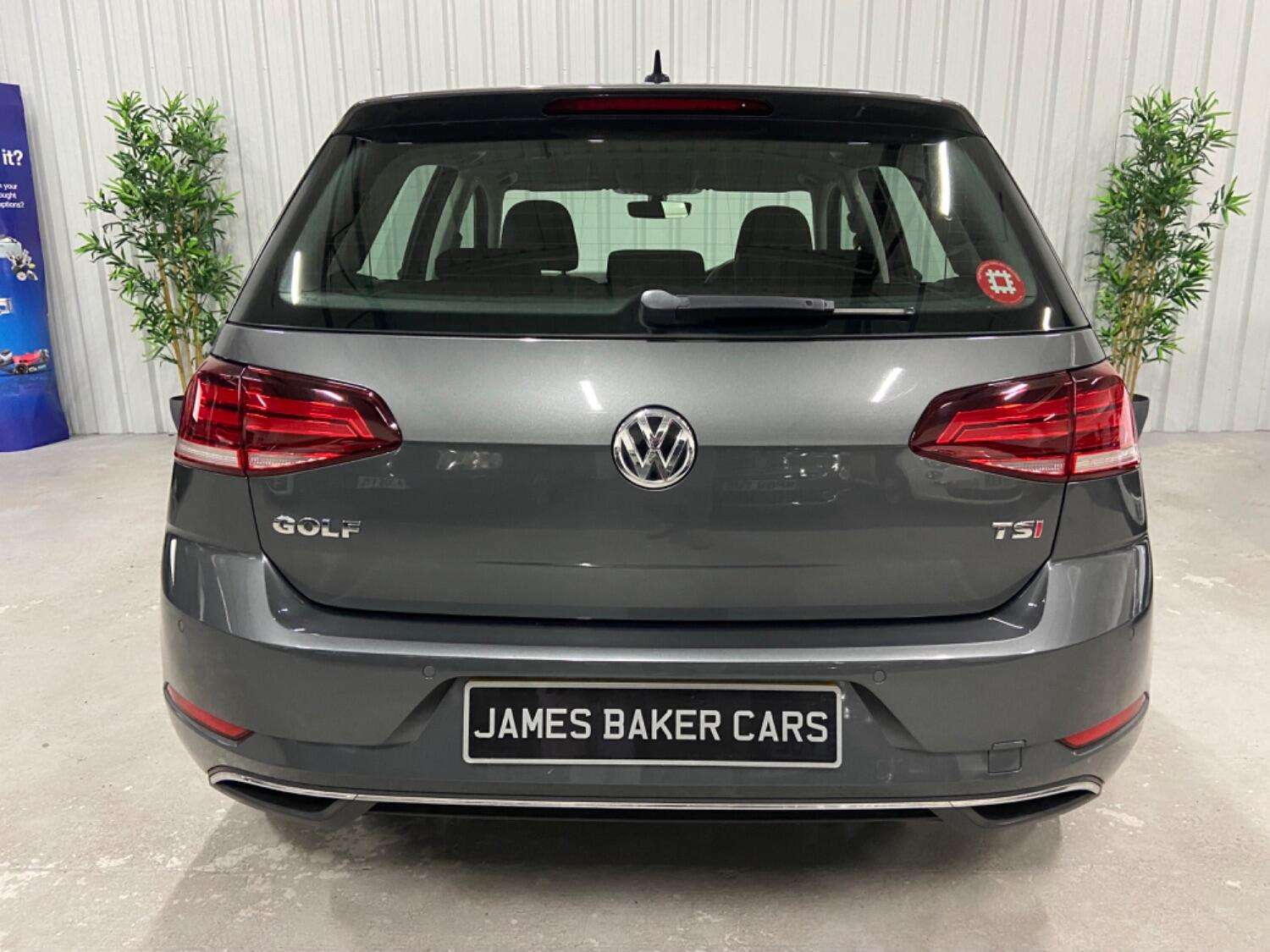 2017 VOLKSWAGEN GOLF 2017 VOLKSWAGEN GOLF