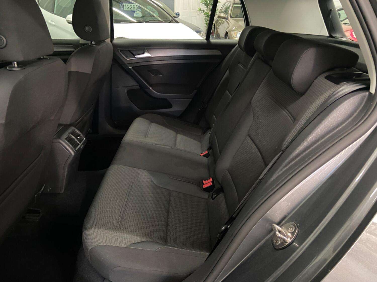 2017 VOLKSWAGEN GOLF 2017 VOLKSWAGEN GOLF