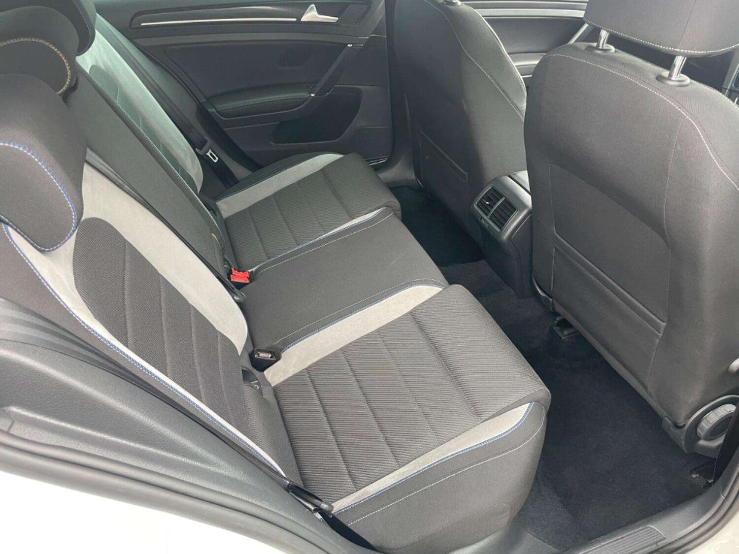 2016 VOLKSWAGEN GOLF 2016 VOLKSWAGEN GOLF