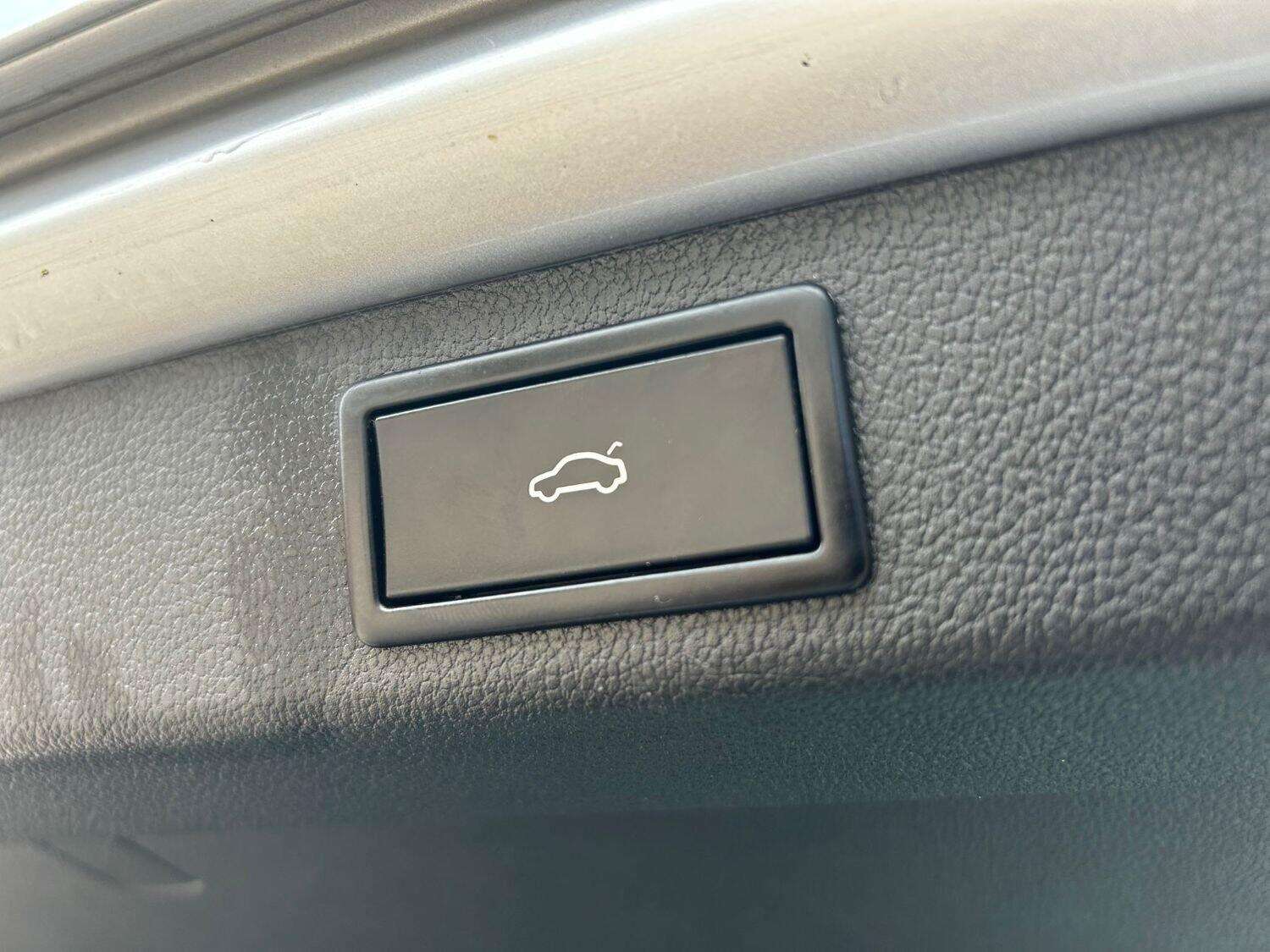 2018 SKODA SUPERB 2018 SKODA SUPERB