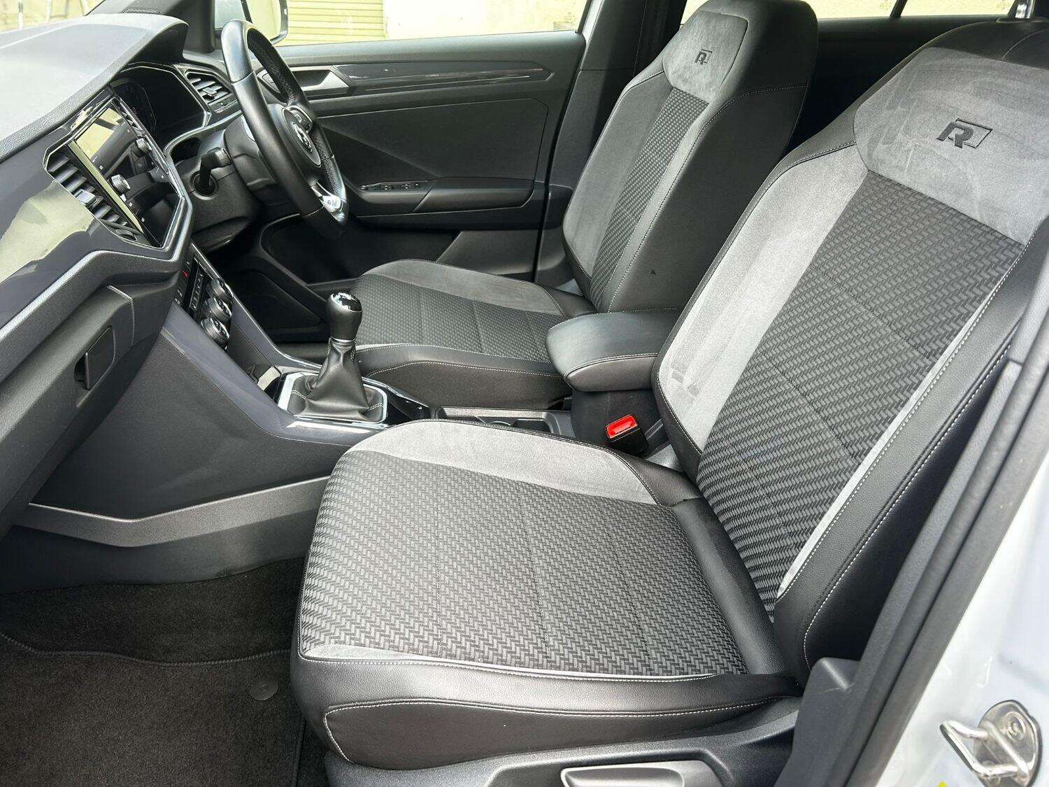 2018 VOLKSWAGEN T-ROC 2018 VOLKSWAGEN T-ROC