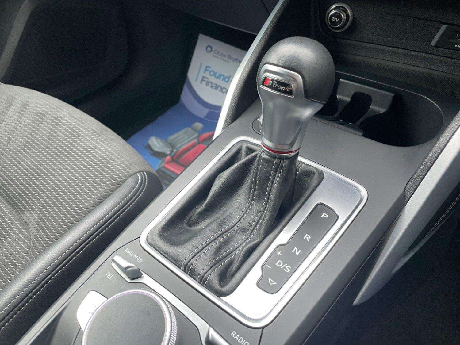 2020 AUDI SQ2 2020 AUDI SQ2