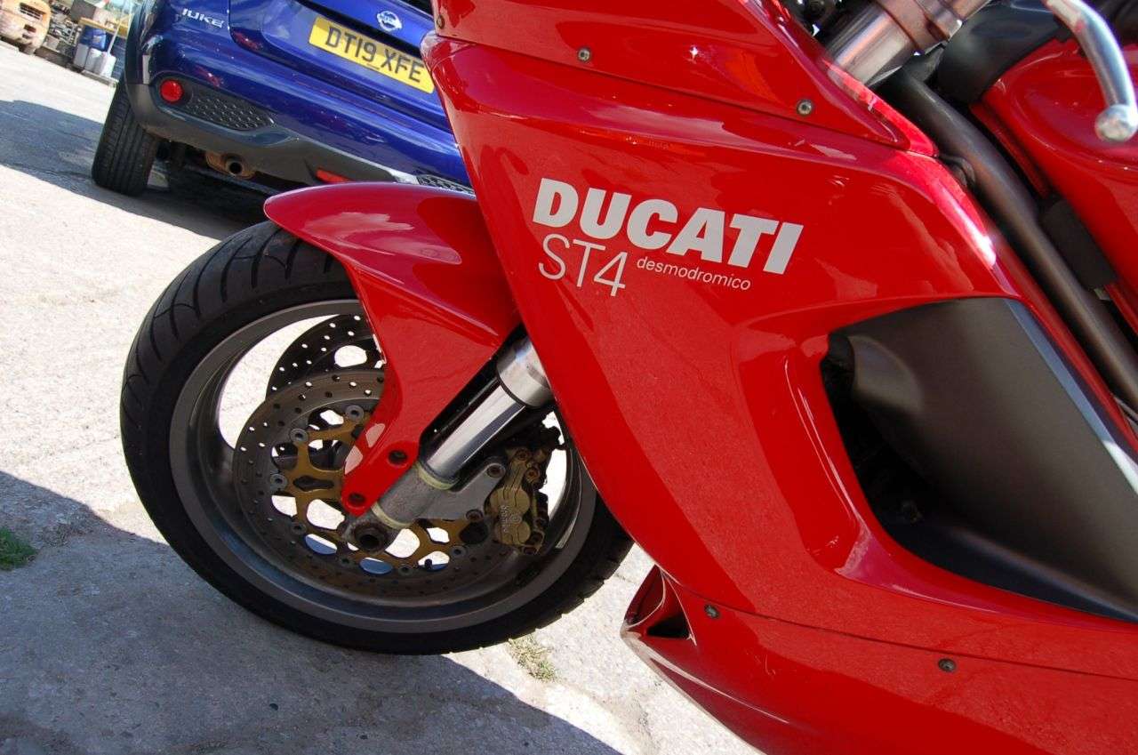 2001 DUCATI ST4 2001 DUCATI ST4