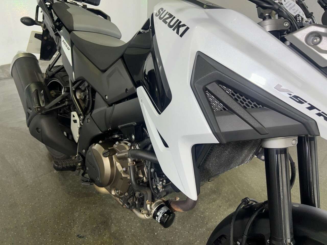 2021 SUZUKI V-STROM 1050 2021 SUZUKI V-STROM 1050