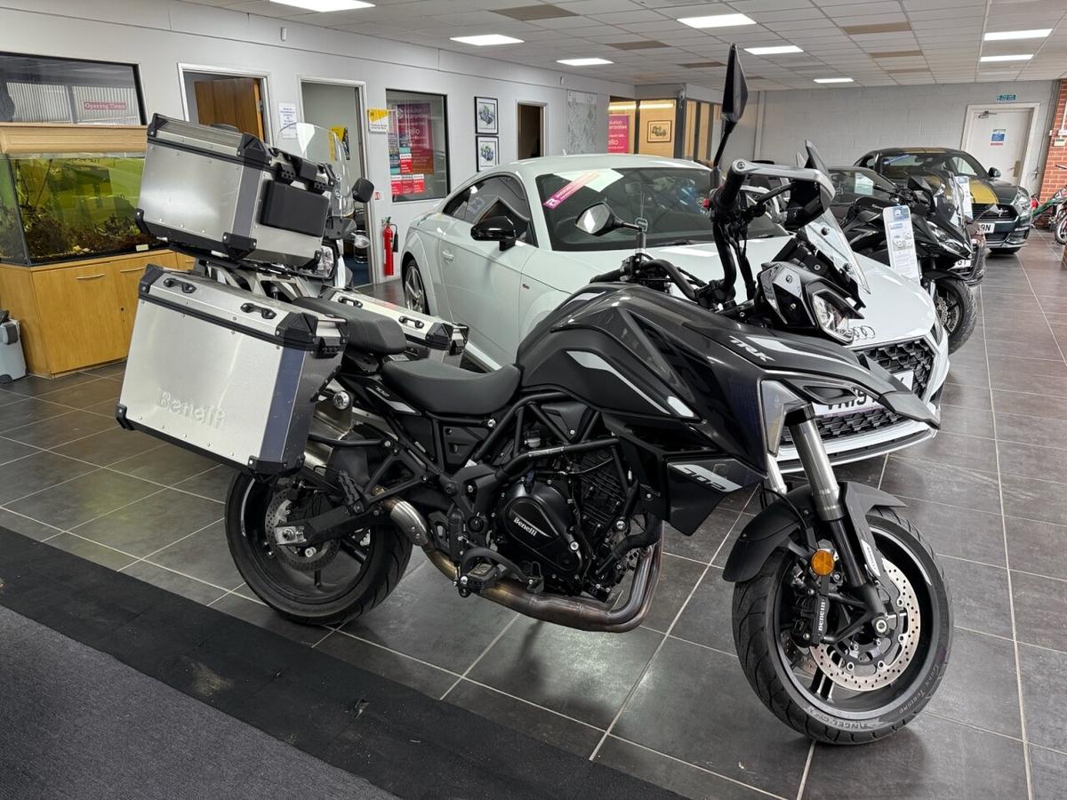 Check out this Benelli Trk 702 2024 Petrol Manual