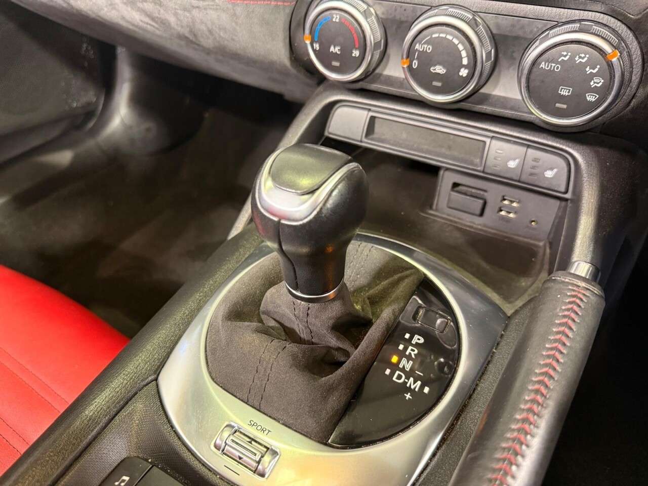 2018 ABARTH 124 SPIDER 2018 ABARTH 124 SPIDER