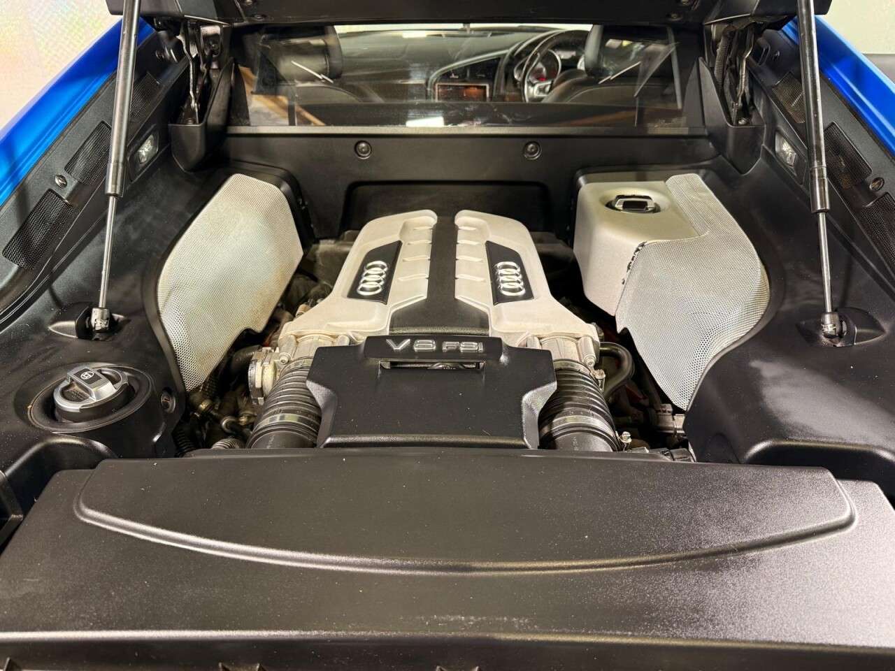 2008 AUDI R8 2008 AUDI R8