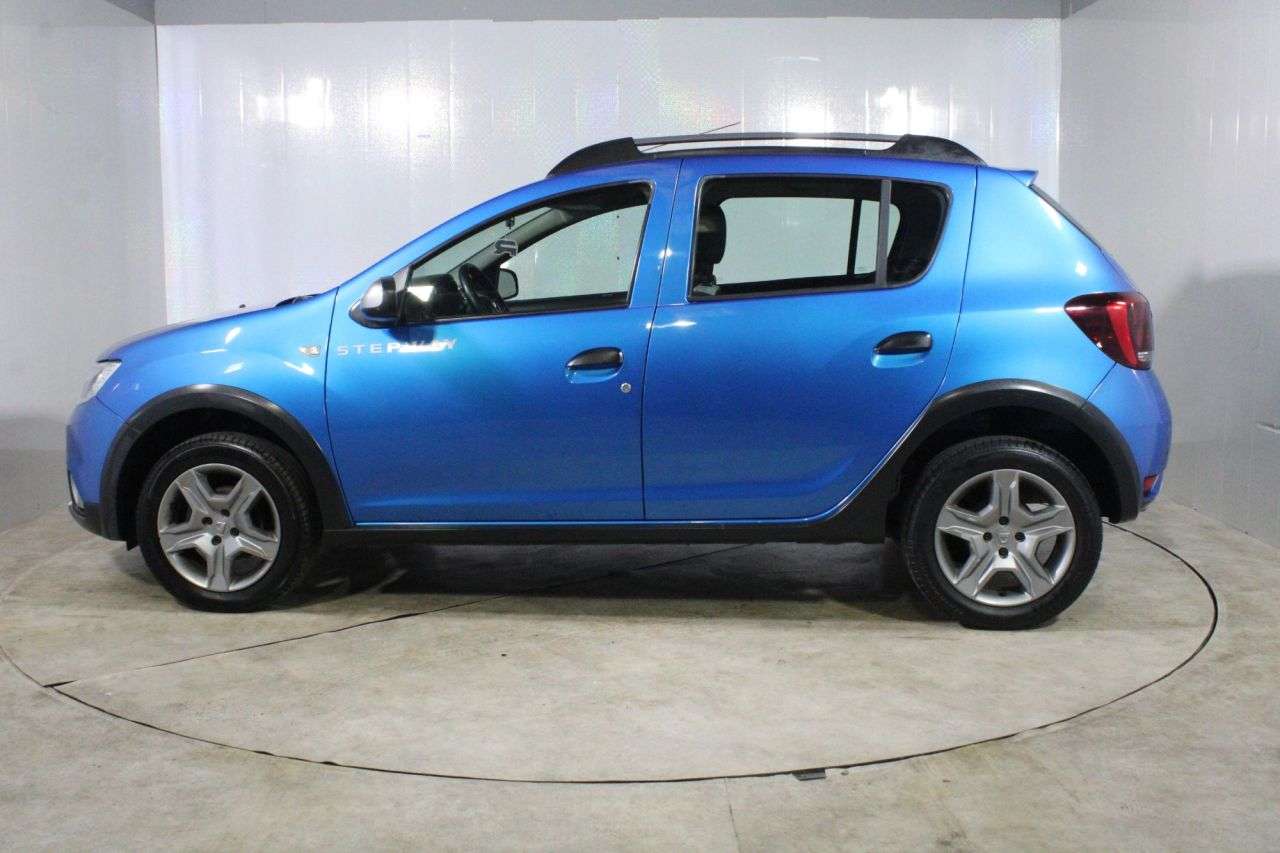 null DACIA SANDERO STEPWAY null DACIA SANDERO STEPWAY