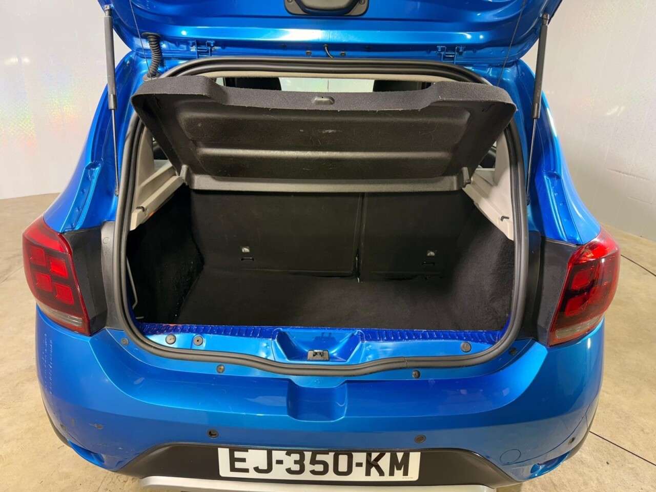 null DACIA SANDERO STEPWAY null DACIA SANDERO STEPWAY