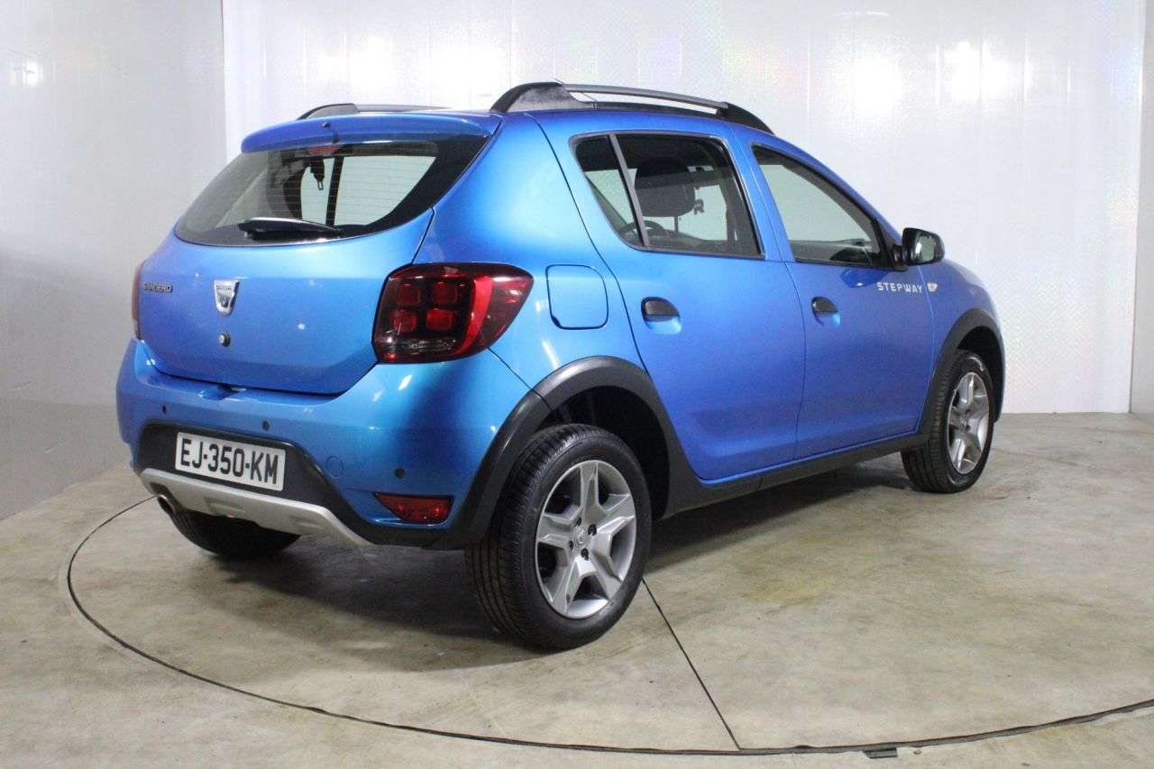 null DACIA SANDERO STEPWAY null DACIA SANDERO STEPWAY