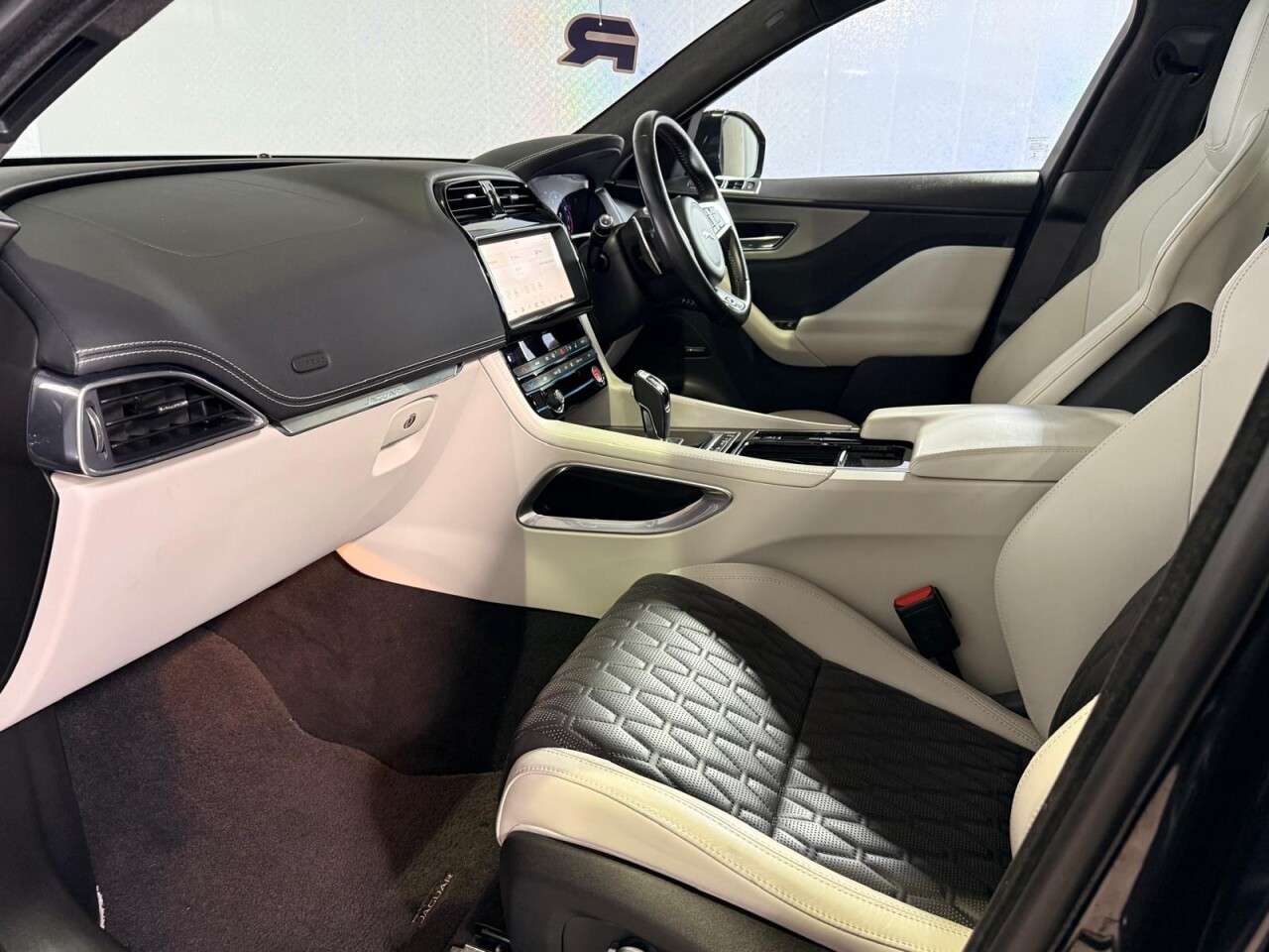 2020 JAGUAR F-PACE 2020 JAGUAR F-PACE