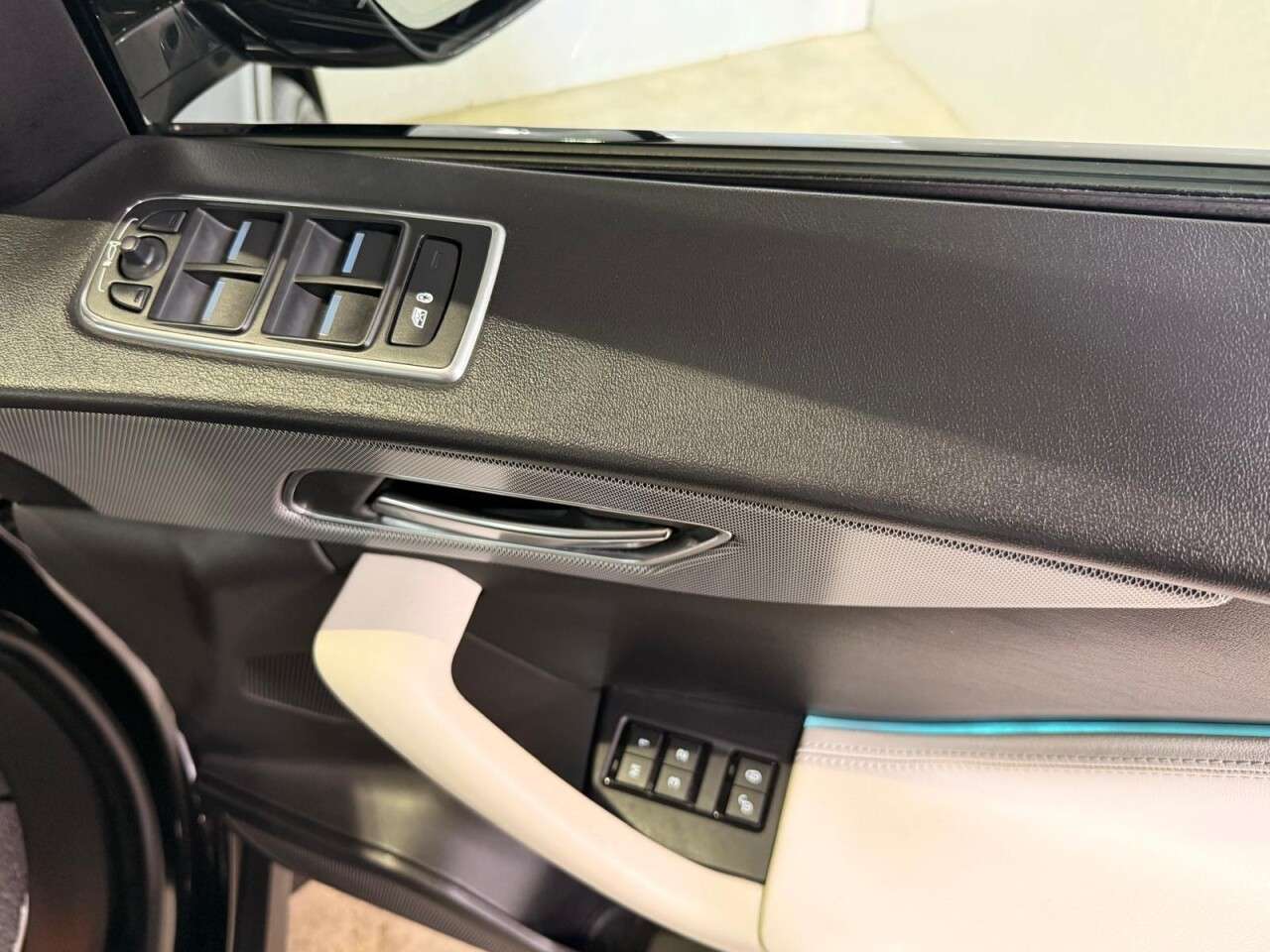 2020 JAGUAR F-PACE 2020 JAGUAR F-PACE