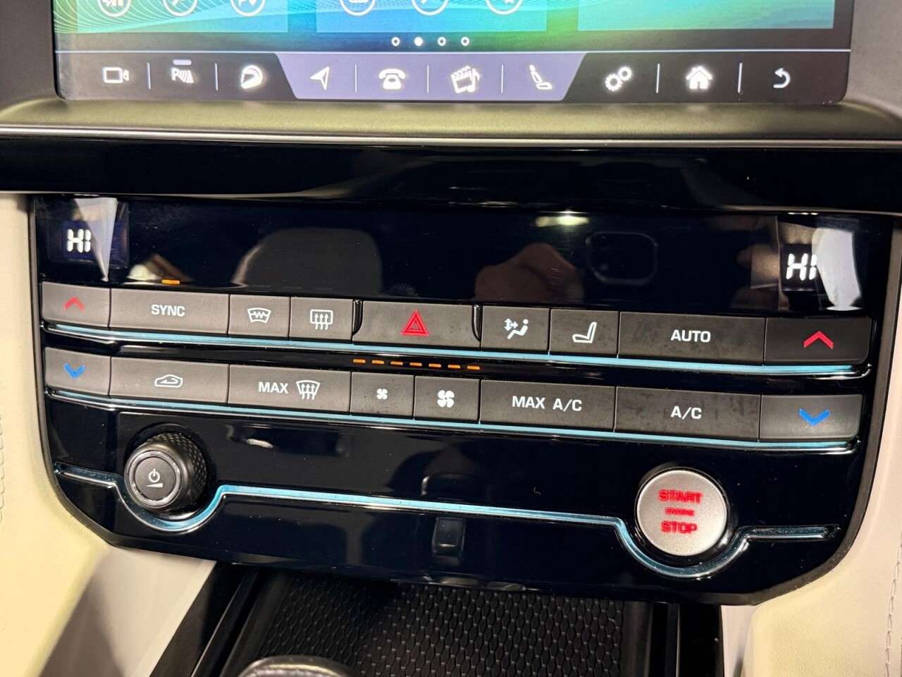 2020 JAGUAR F-PACE 2020 JAGUAR F-PACE