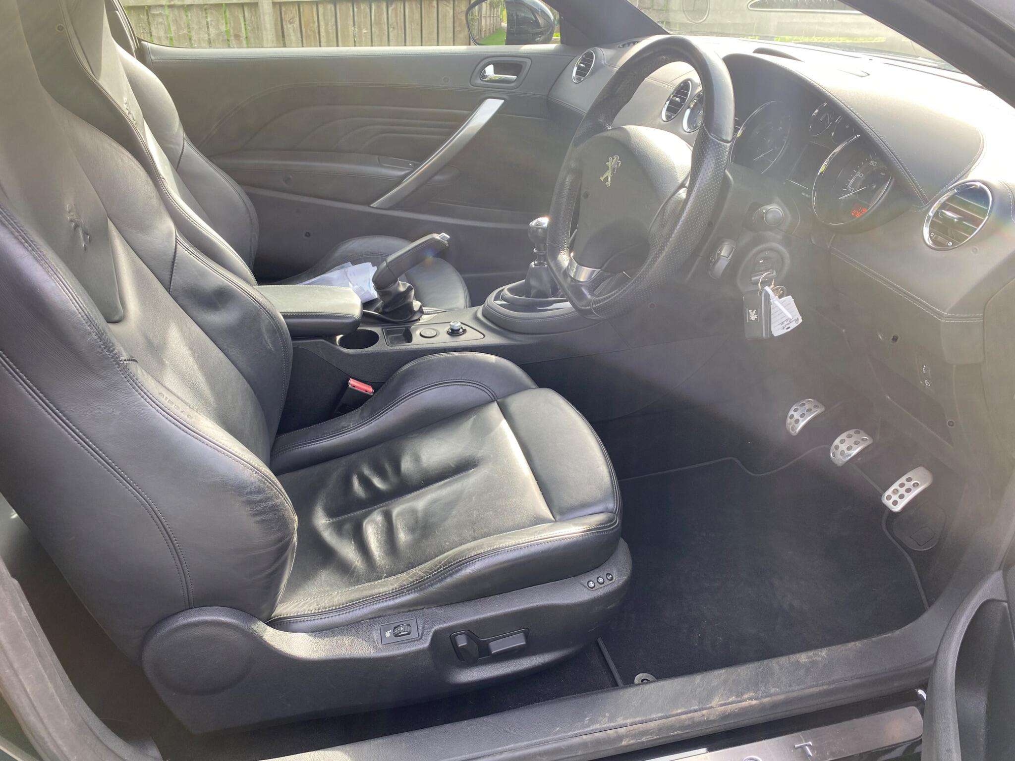 2014 PEUGEOT RCZ 2014 PEUGEOT RCZ