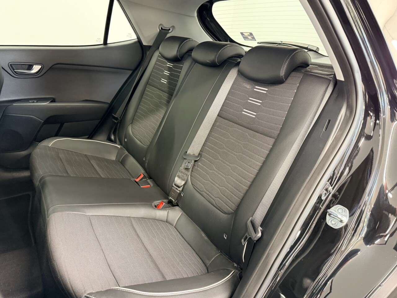 2024 KIA STONIC 2024 KIA STONIC