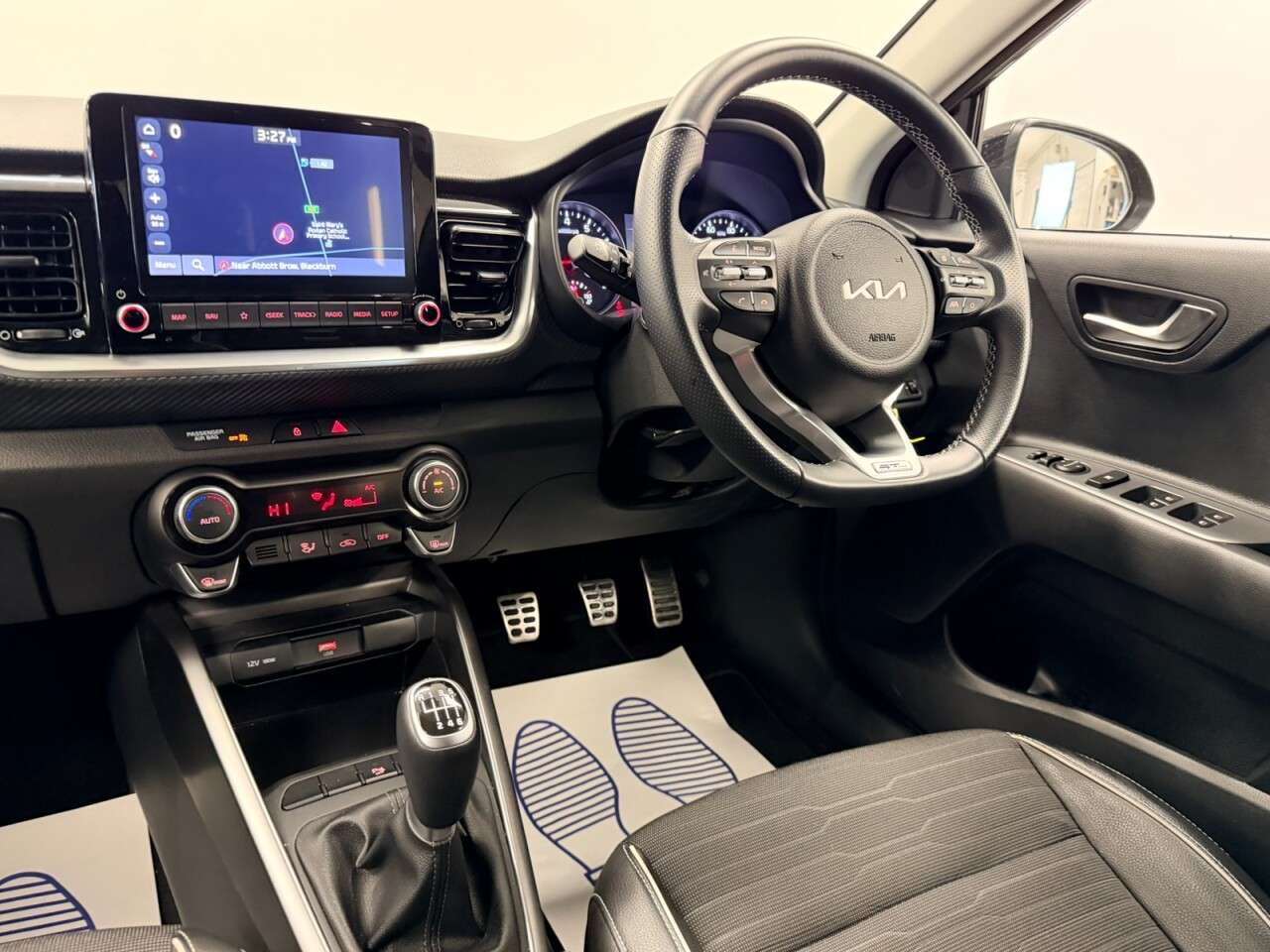 2024 KIA STONIC 2024 KIA STONIC