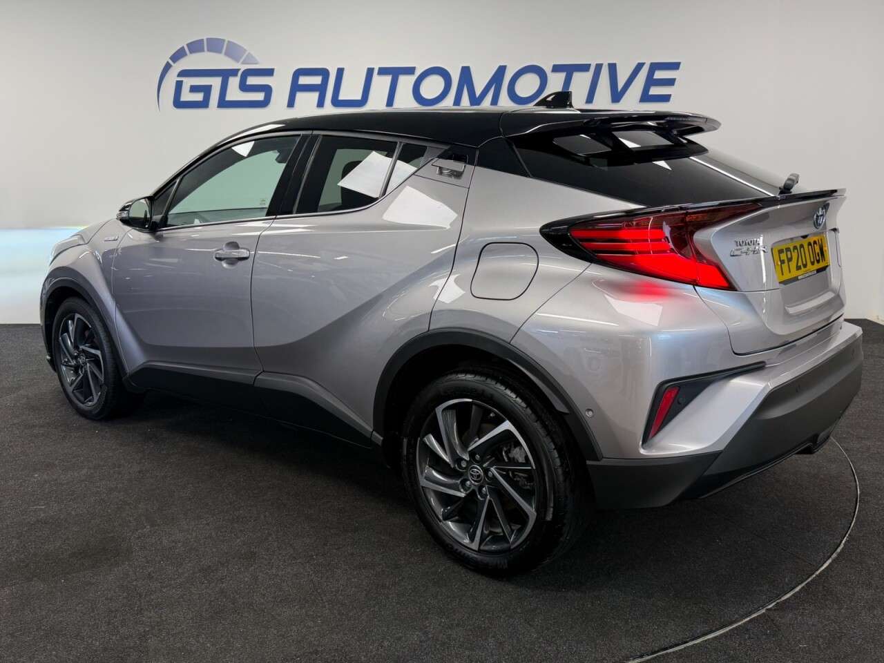 2020 TOYOTA C-HR 2020 TOYOTA C-HR