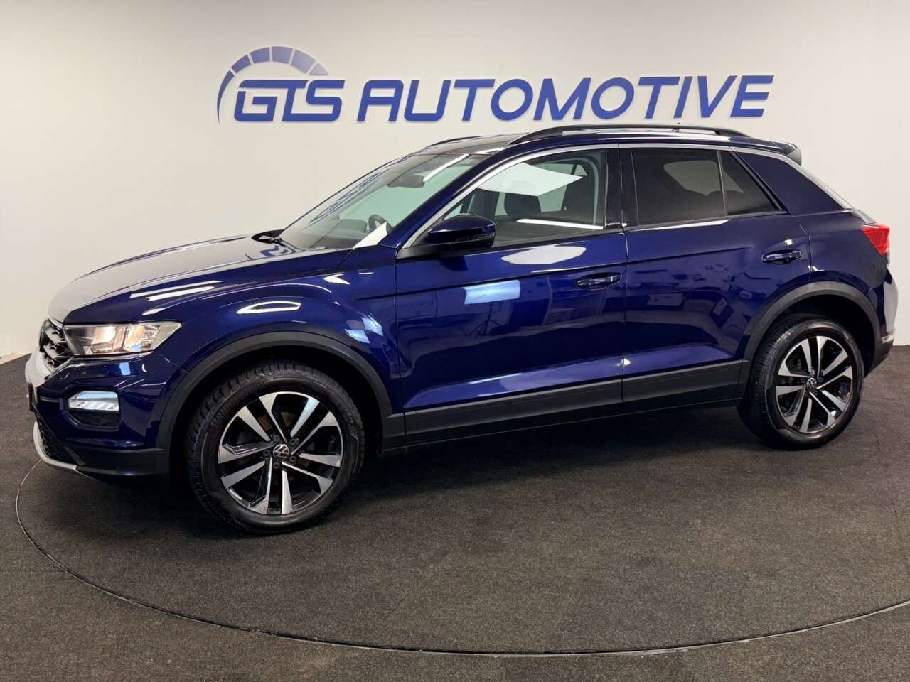 2021 VOLKSWAGEN T-ROC 2021 VOLKSWAGEN T-ROC