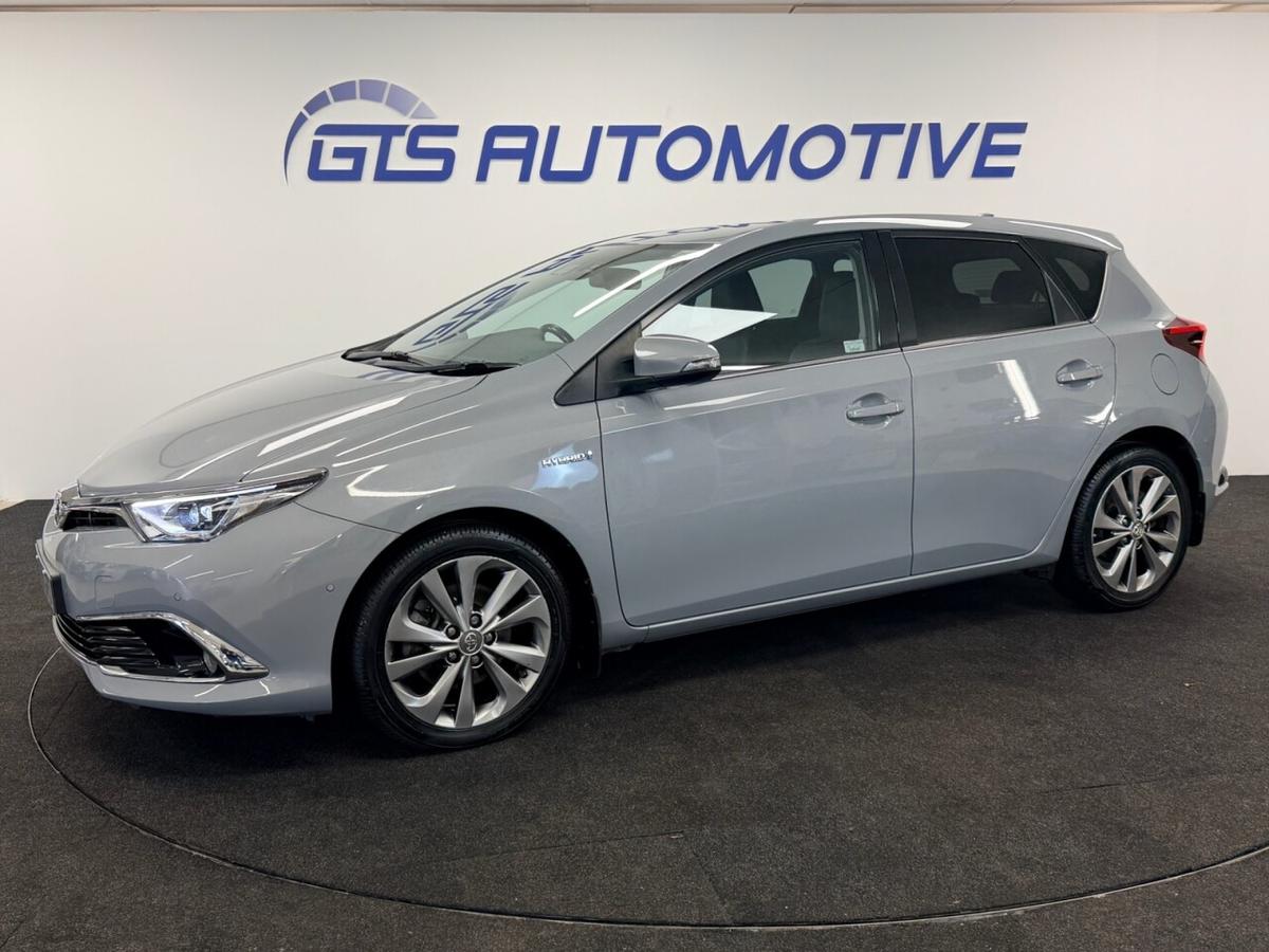 Check out this Toyota Auris 2018 Hybrid Electric Automatic