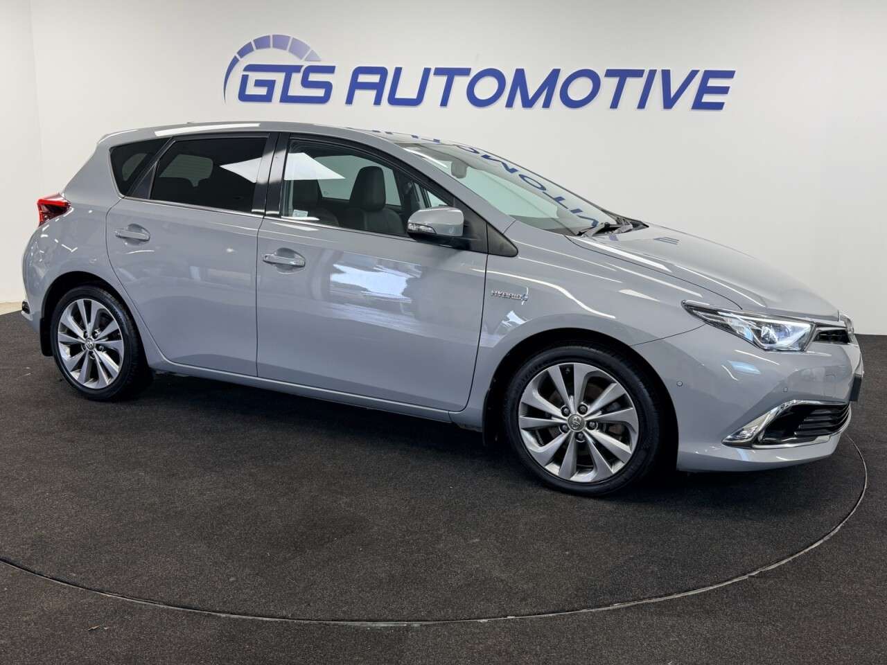 2018 TOYOTA AURIS 2018 TOYOTA AURIS