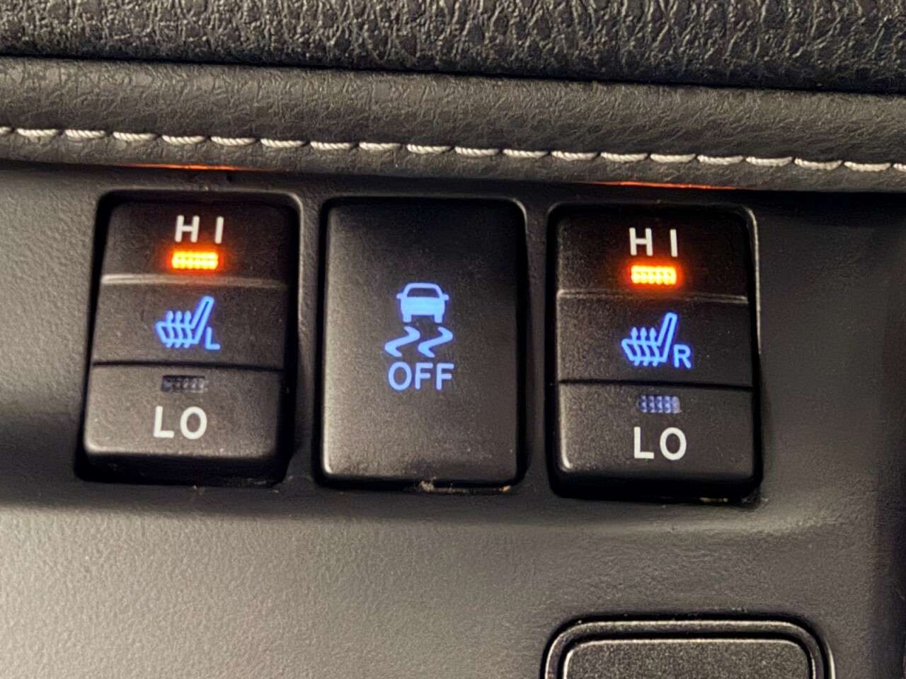 2018 TOYOTA AURIS 2018 TOYOTA AURIS