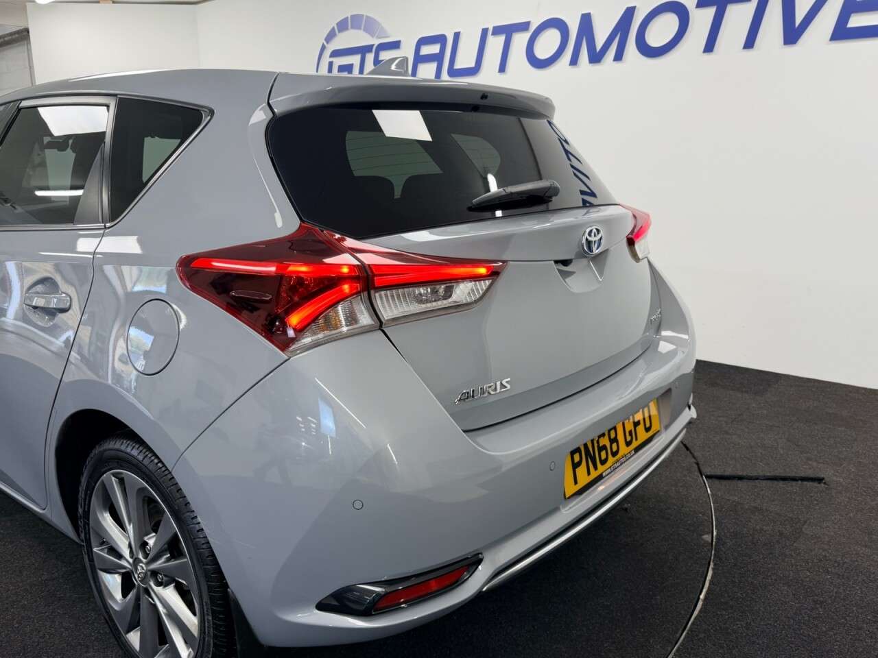 2018 TOYOTA AURIS 2018 TOYOTA AURIS