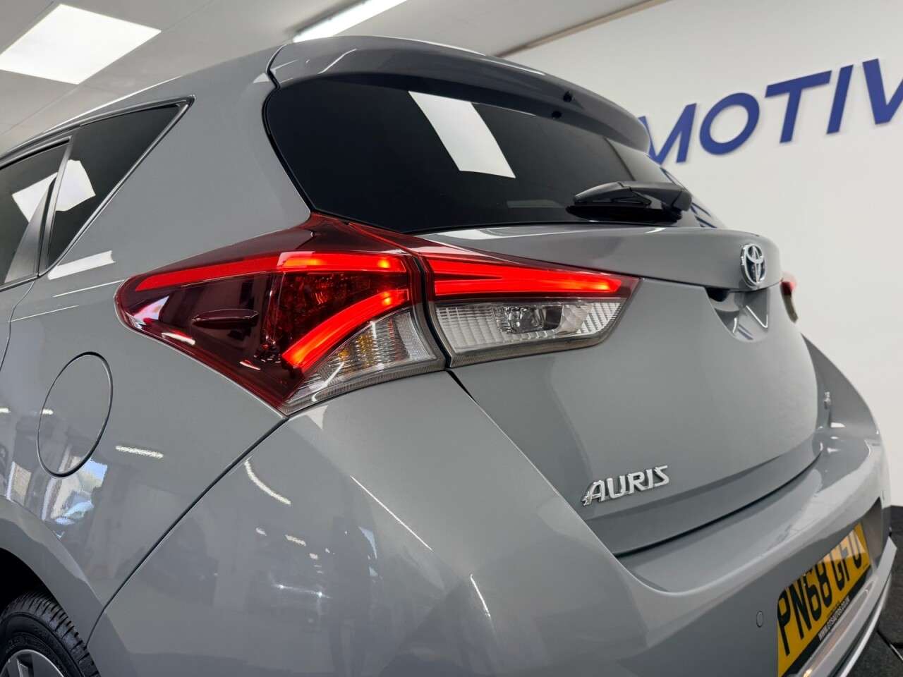 2018 TOYOTA AURIS 2018 TOYOTA AURIS