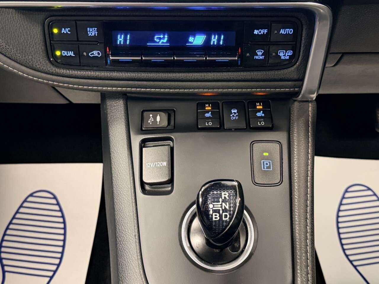 2018 TOYOTA AURIS 2018 TOYOTA AURIS