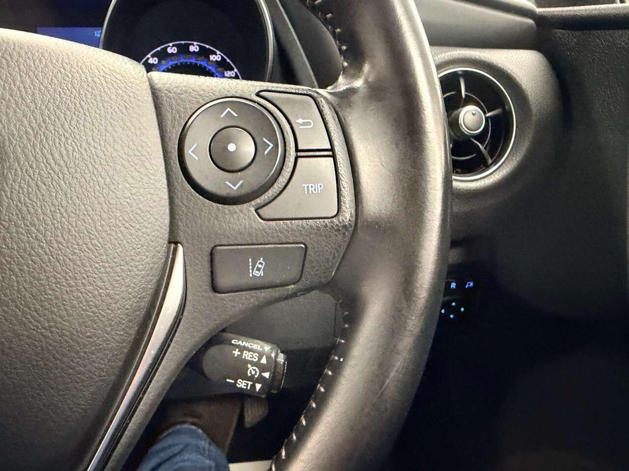 2018 TOYOTA AURIS 2018 TOYOTA AURIS