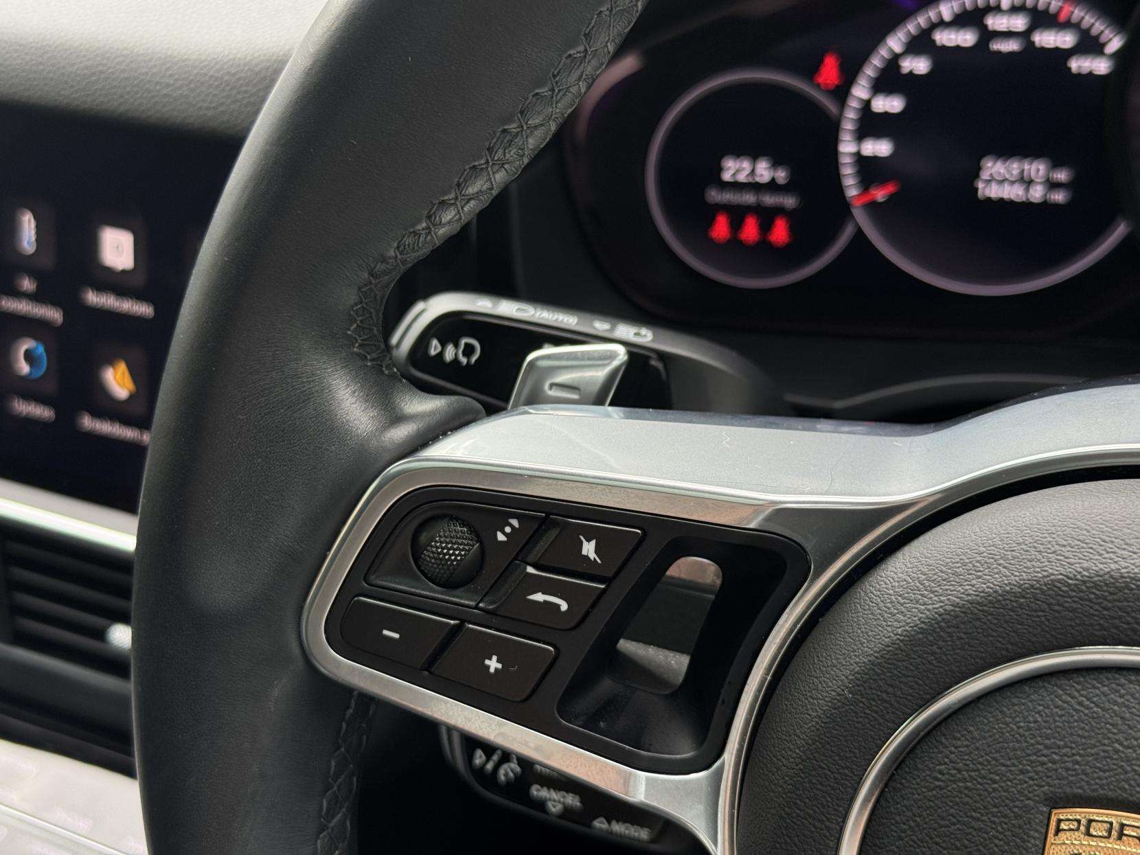 2023 PORSCHE CAYENNE 2023 PORSCHE CAYENNE