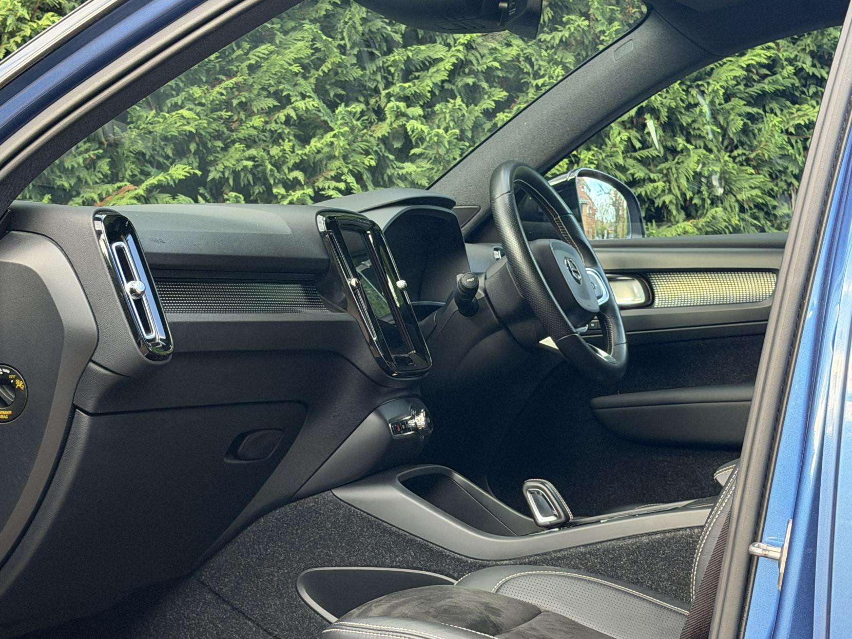 2018 VOLVO XC40 2018 VOLVO XC40