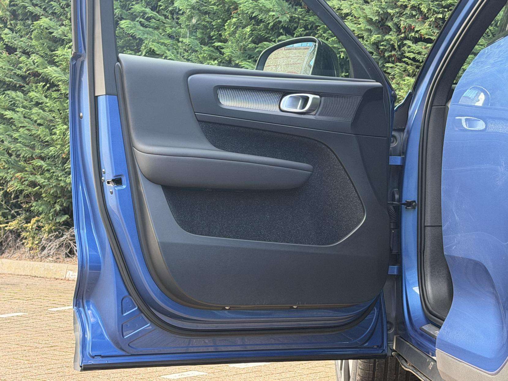 2018 VOLVO XC40 2018 VOLVO XC40