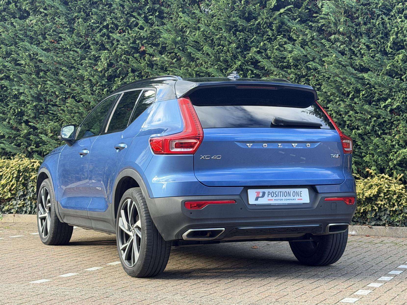 2018 VOLVO XC40 2018 VOLVO XC40