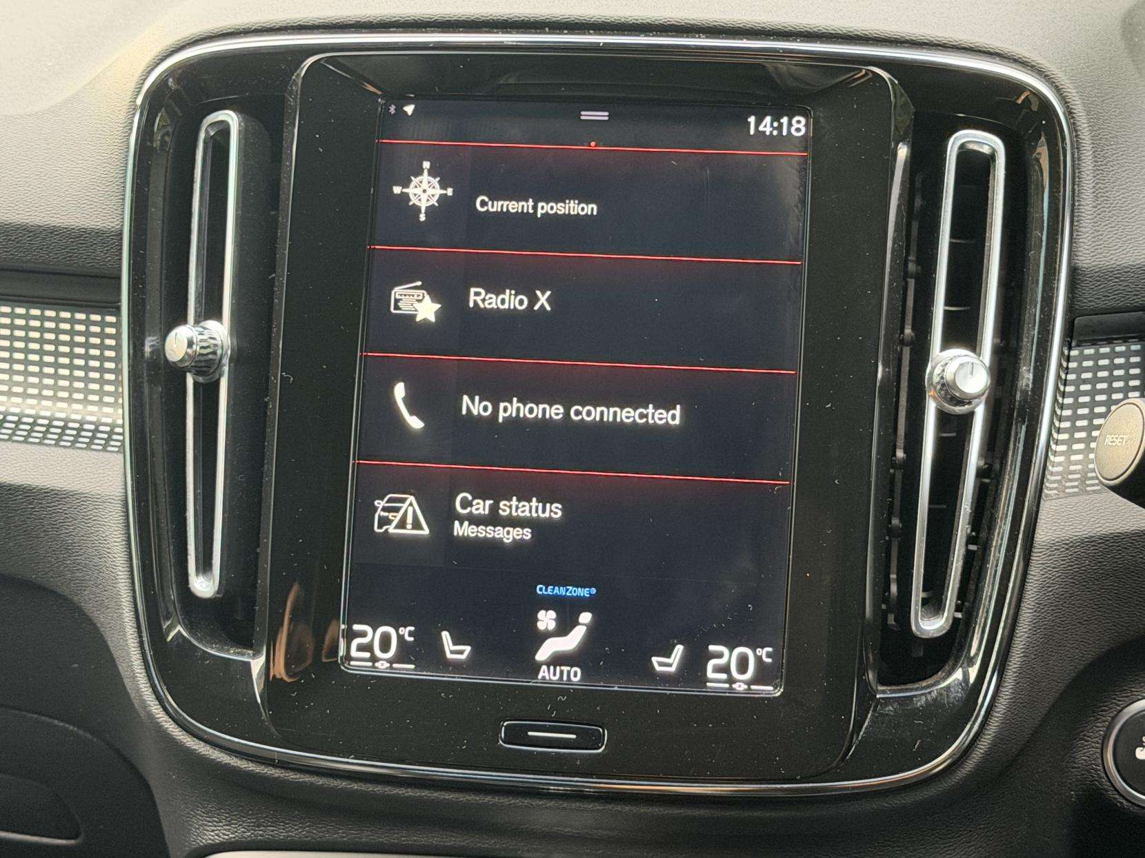 2018 VOLVO XC40 2018 VOLVO XC40