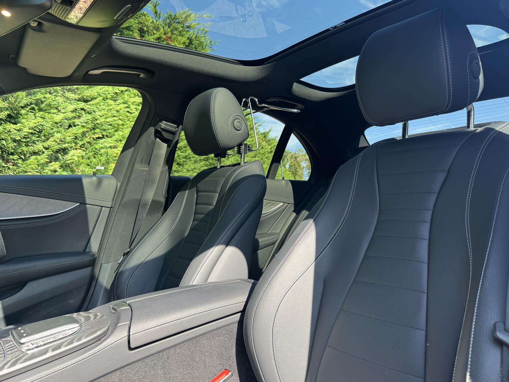 2021 MERCEDES-BENZ E CLASS 2021 MERCEDES-BENZ E CLASS