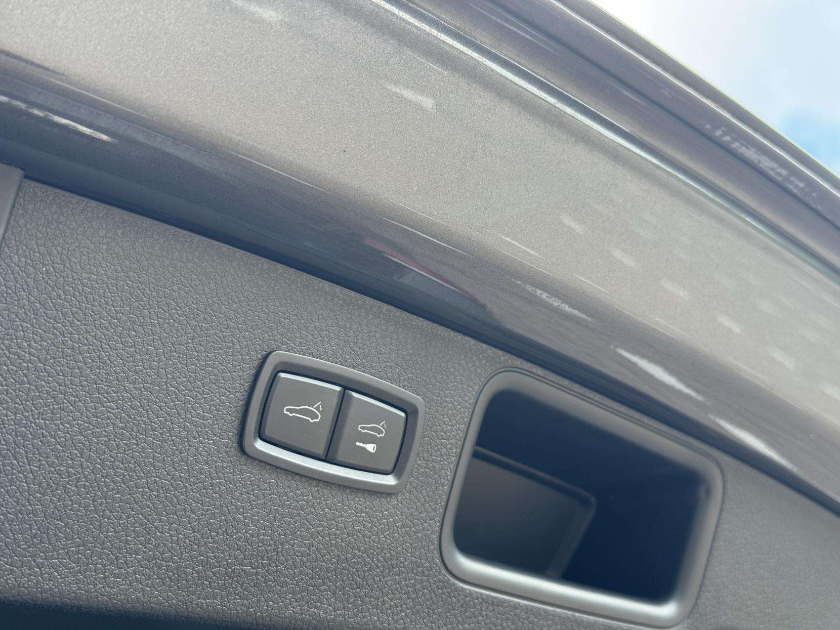 2018 PORSCHE MACAN 2018 PORSCHE MACAN