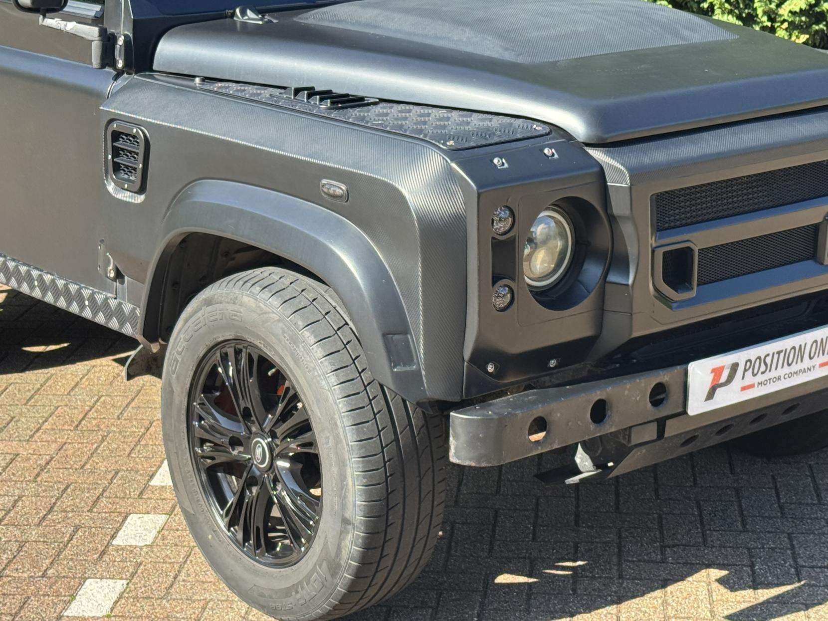 2010 LAND ROVER DEFENDER 90 2010 LAND ROVER DEFENDER 90