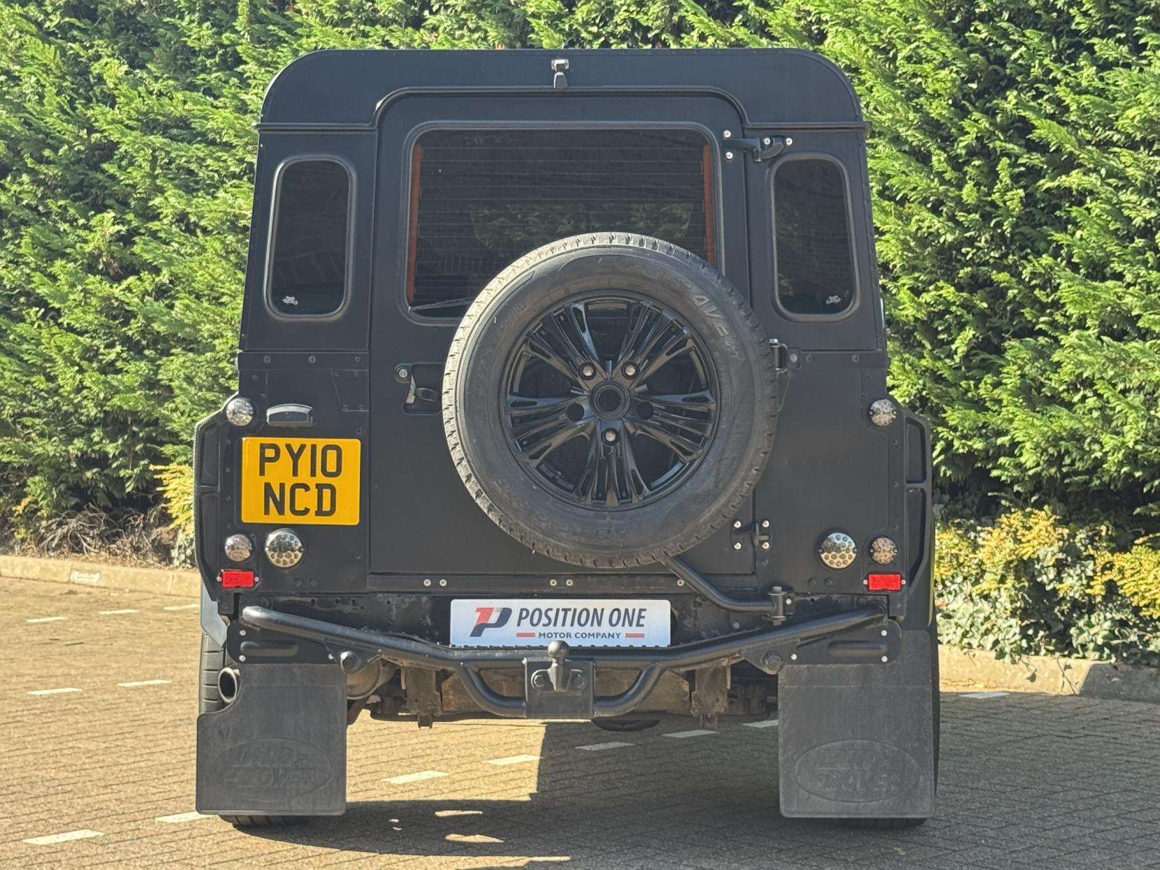 2010 LAND ROVER DEFENDER 90 2010 LAND ROVER DEFENDER 90