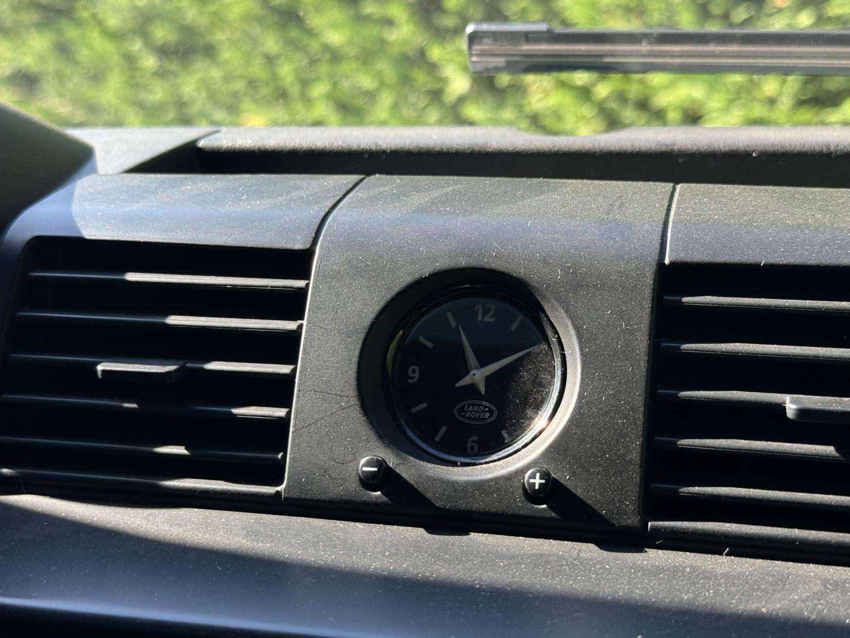 2010 LAND ROVER DEFENDER 90 2010 LAND ROVER DEFENDER 90