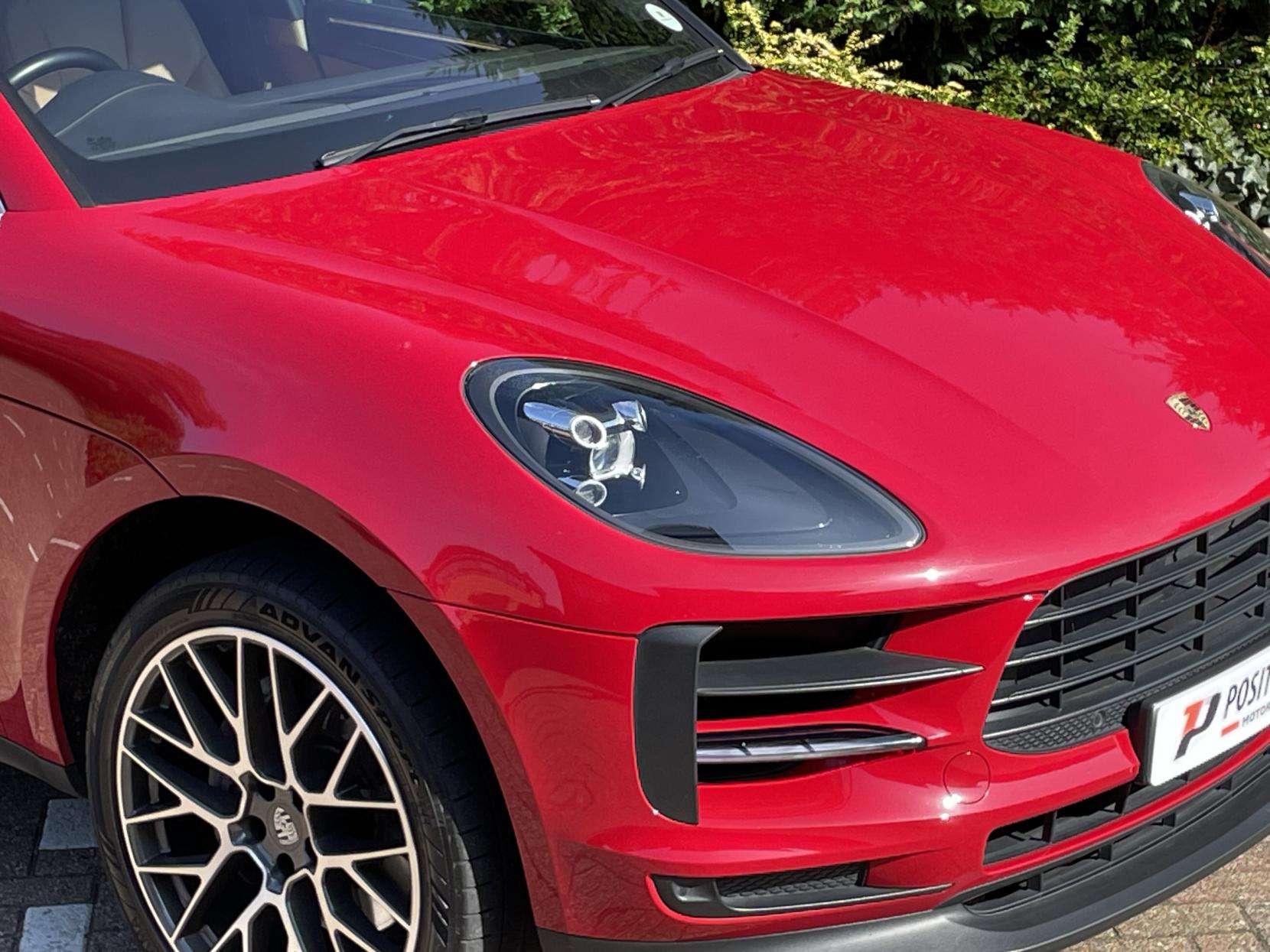 2019 PORSCHE MACAN 2019 PORSCHE MACAN