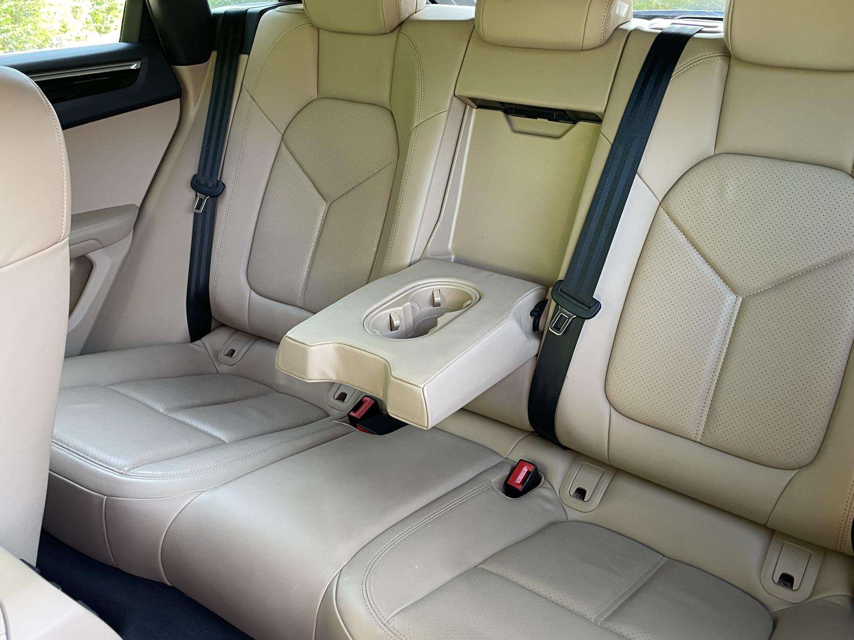 2019 PORSCHE MACAN 2019 PORSCHE MACAN