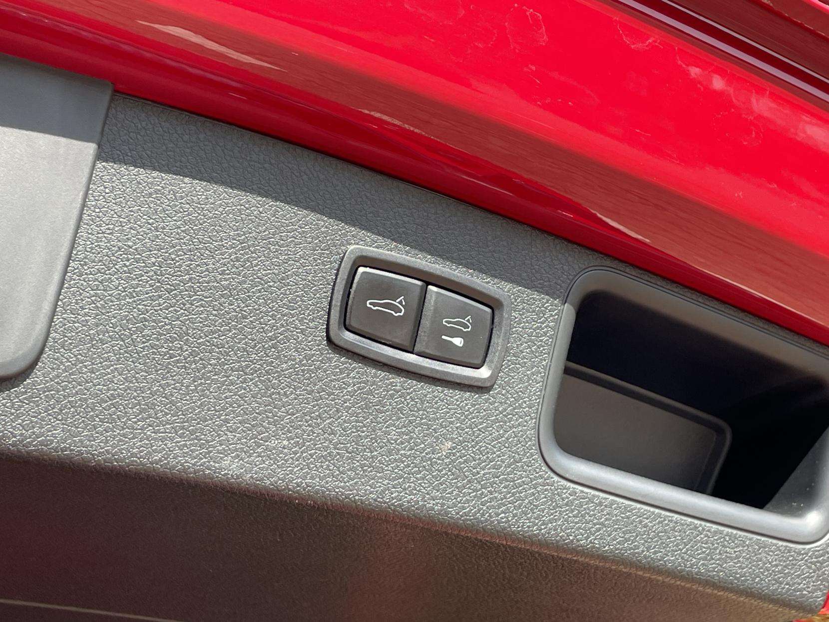 2019 PORSCHE MACAN 2019 PORSCHE MACAN