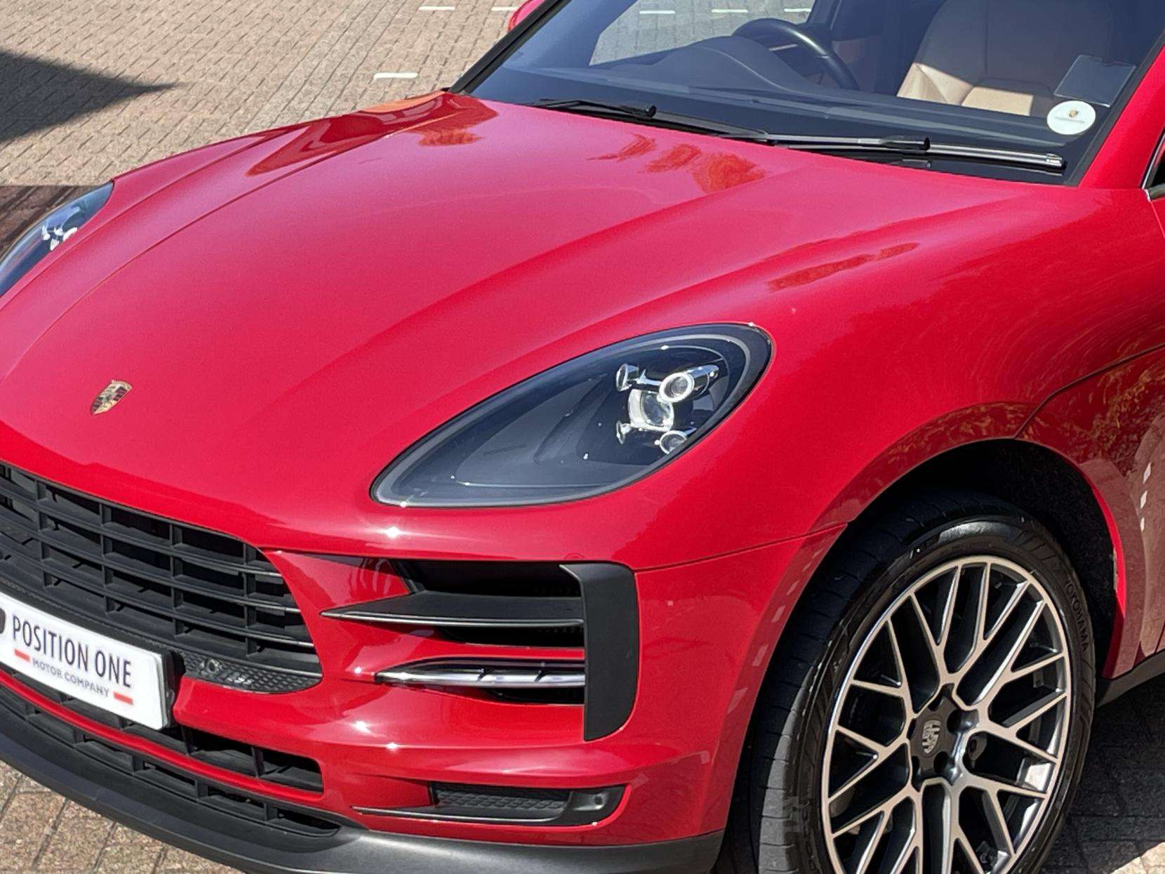 2019 PORSCHE MACAN 2019 PORSCHE MACAN