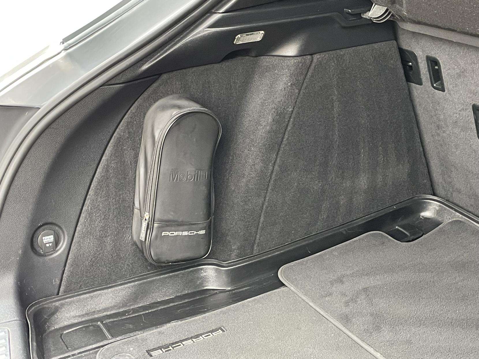 2018 PORSCHE MACAN 2018 PORSCHE MACAN