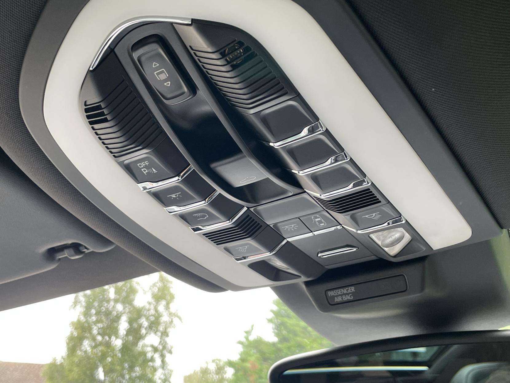 2018 PORSCHE MACAN 2018 PORSCHE MACAN