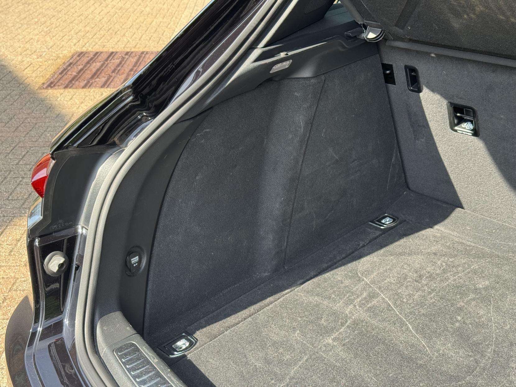 2020 PORSCHE MACAN 2020 PORSCHE MACAN