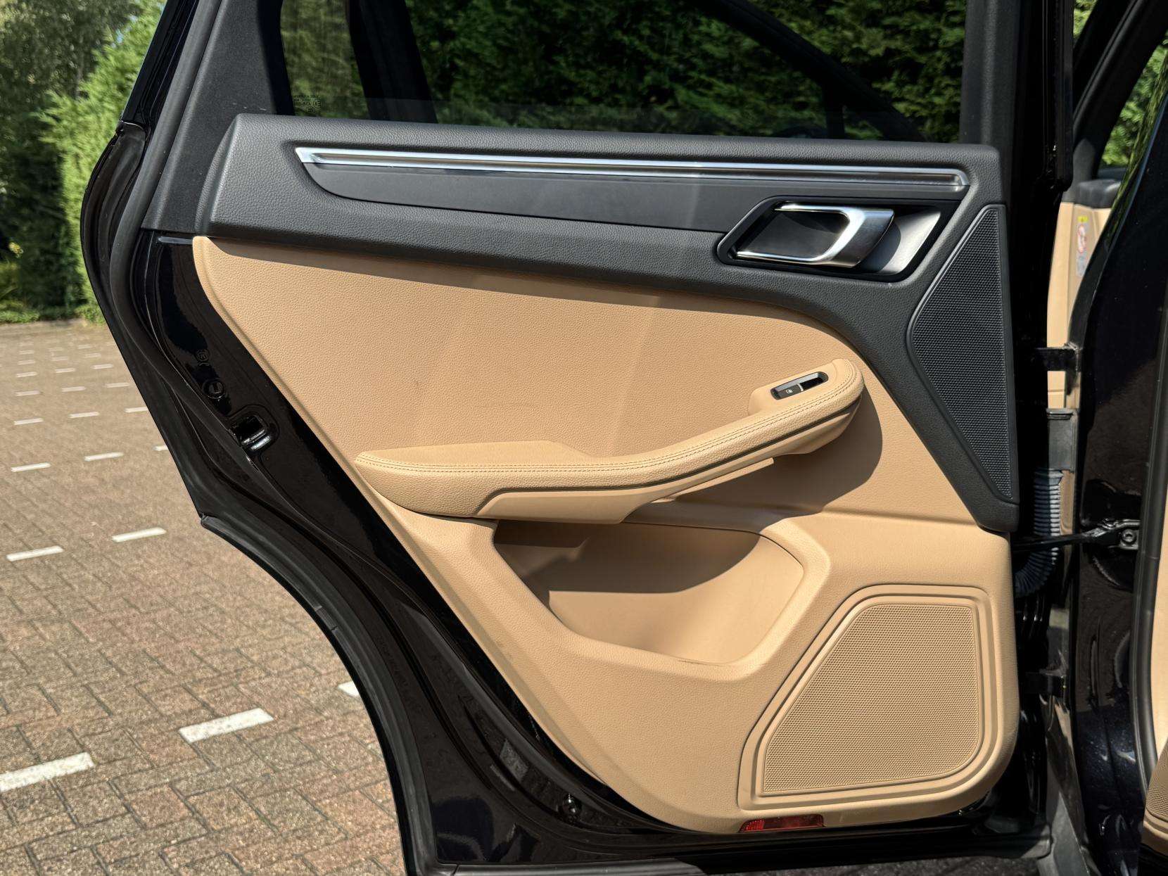 2020 PORSCHE MACAN 2020 PORSCHE MACAN