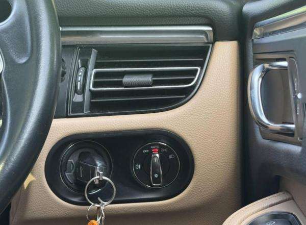 2020 PORSCHE MACAN 2020 PORSCHE MACAN